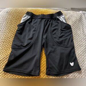 Bully Wear black athletic shorts Kids size XL.